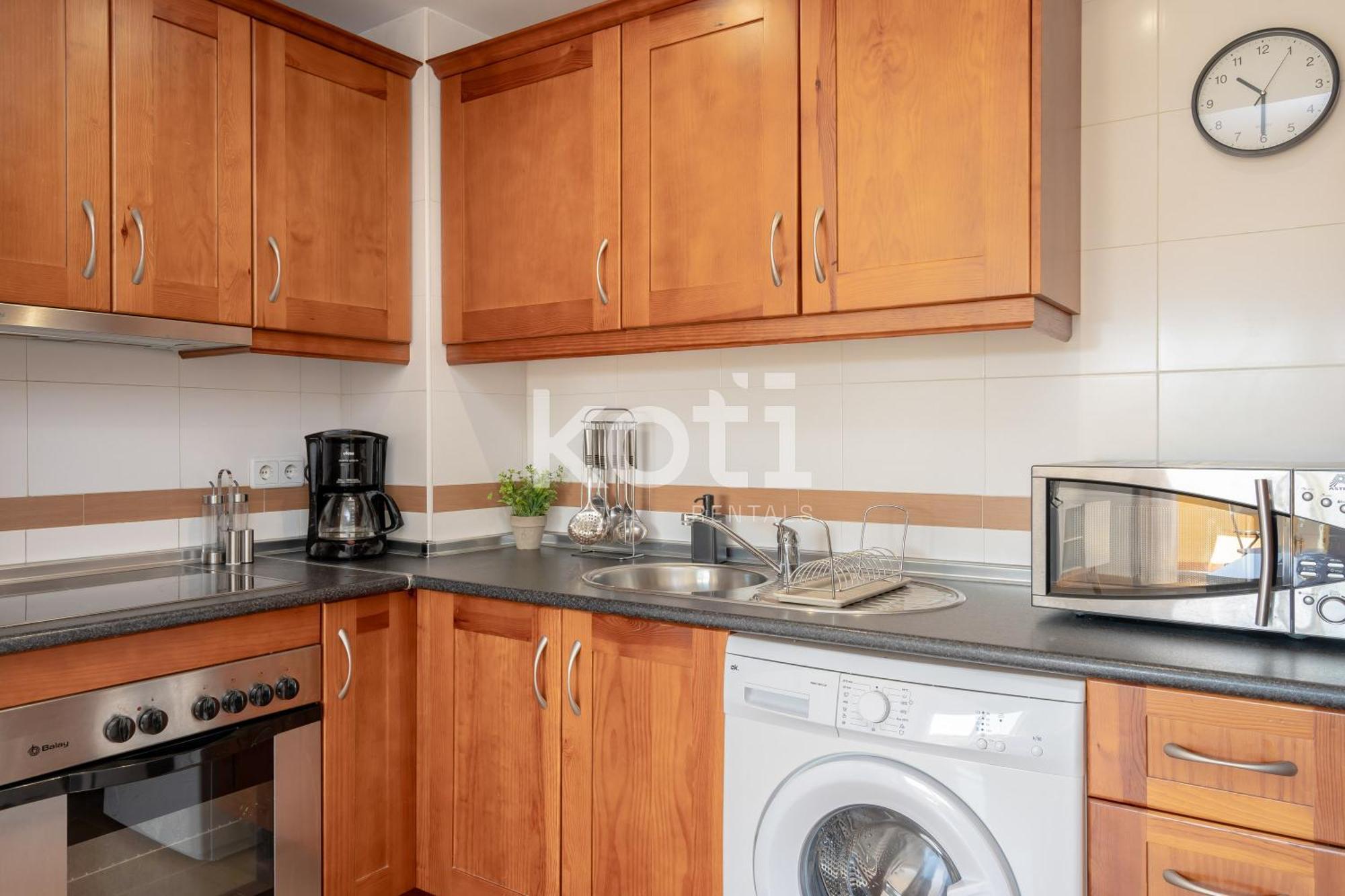 Koti Rentals - Nenufar Fuengirola Bagian luar foto