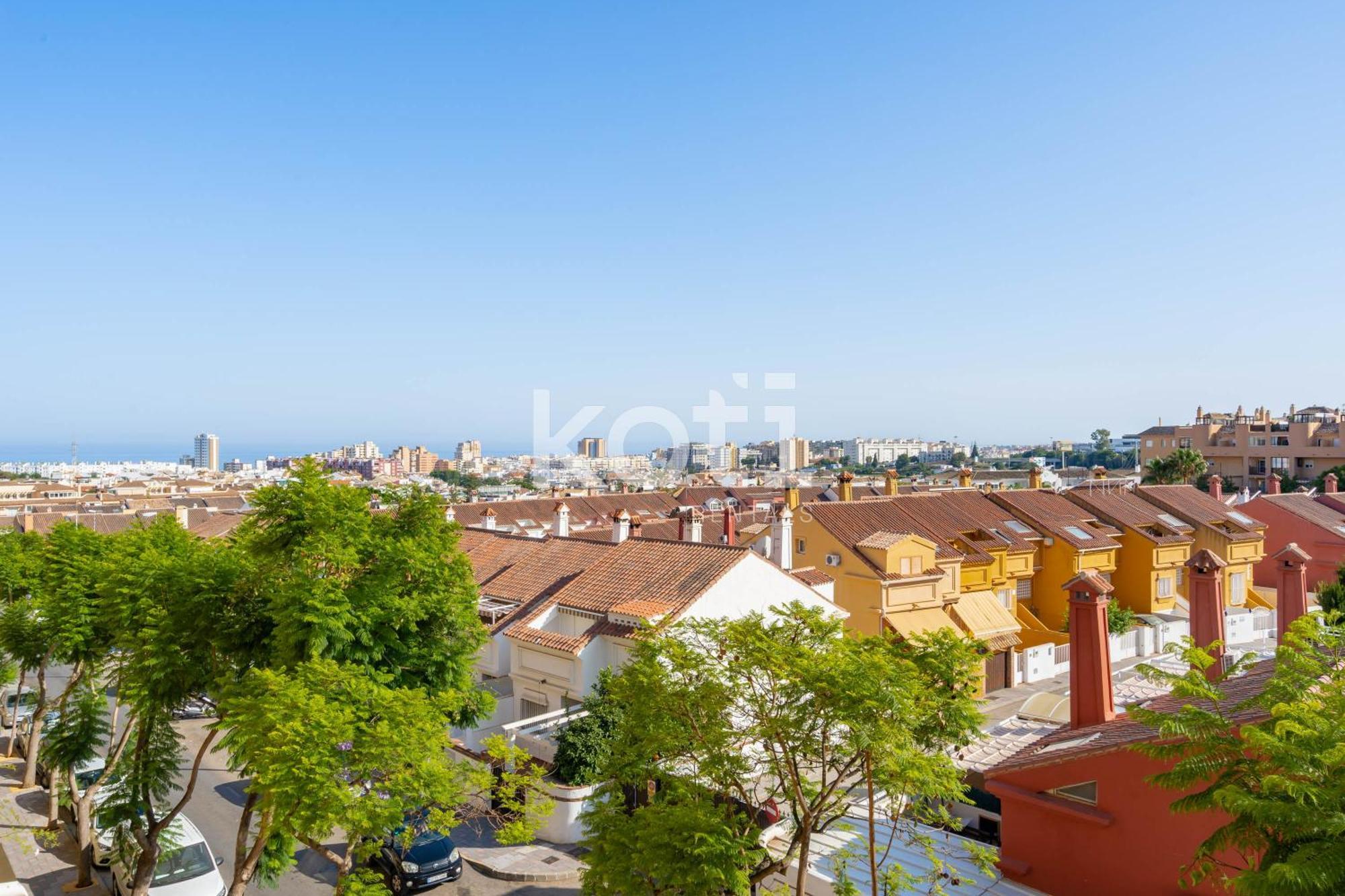 Koti Rentals - Nenufar Fuengirola Bagian luar foto
