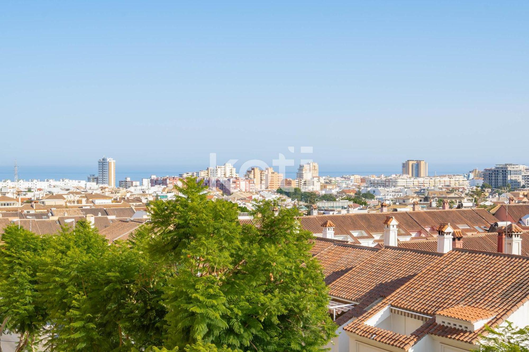 Koti Rentals - Nenufar Fuengirola Bagian luar foto
