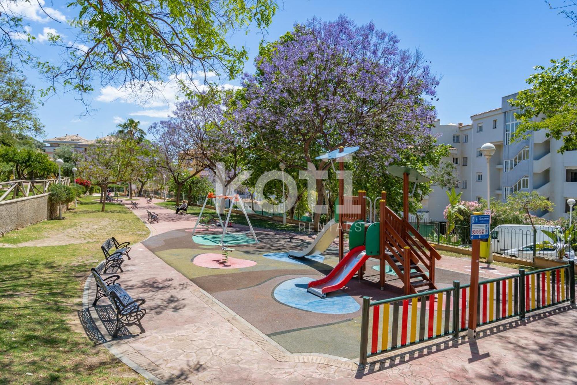 Koti Rentals - Nenufar Fuengirola Bagian luar foto