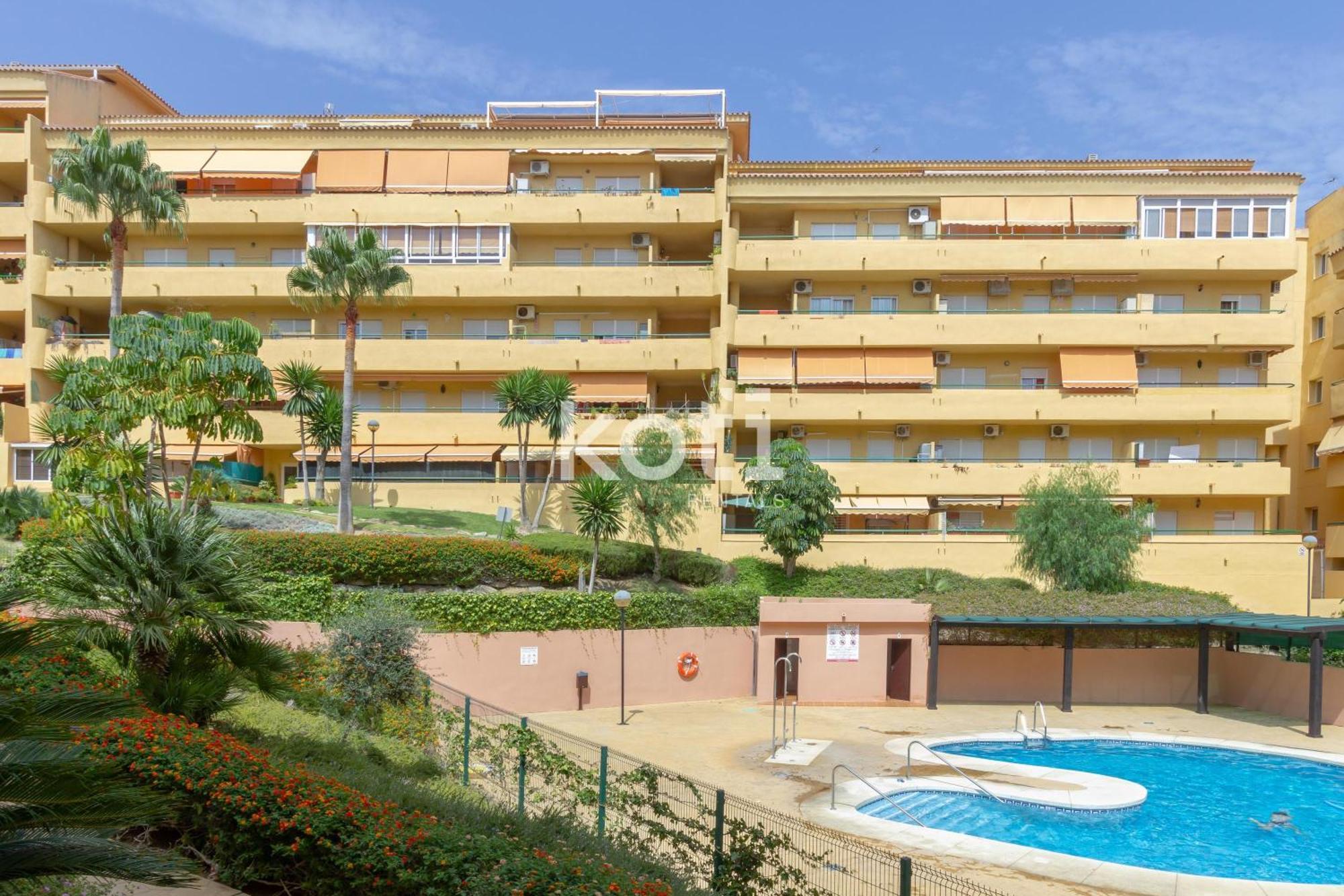 Koti Rentals - Nenufar Fuengirola Bagian luar foto